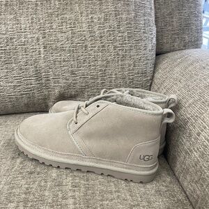 *brand new* Womens Ugg Neumel Boots
